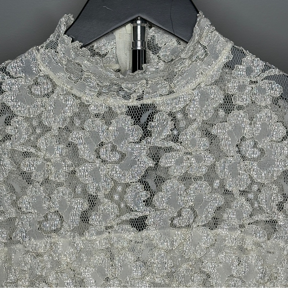 Vintage Kay Celine Lace Mock-Neck Long Sleeve Top in Ivory - Picture 2 of 6